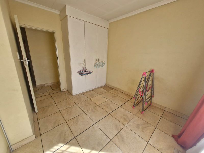 Townhouse Rental Monthly In Rustenburg - Photo 7