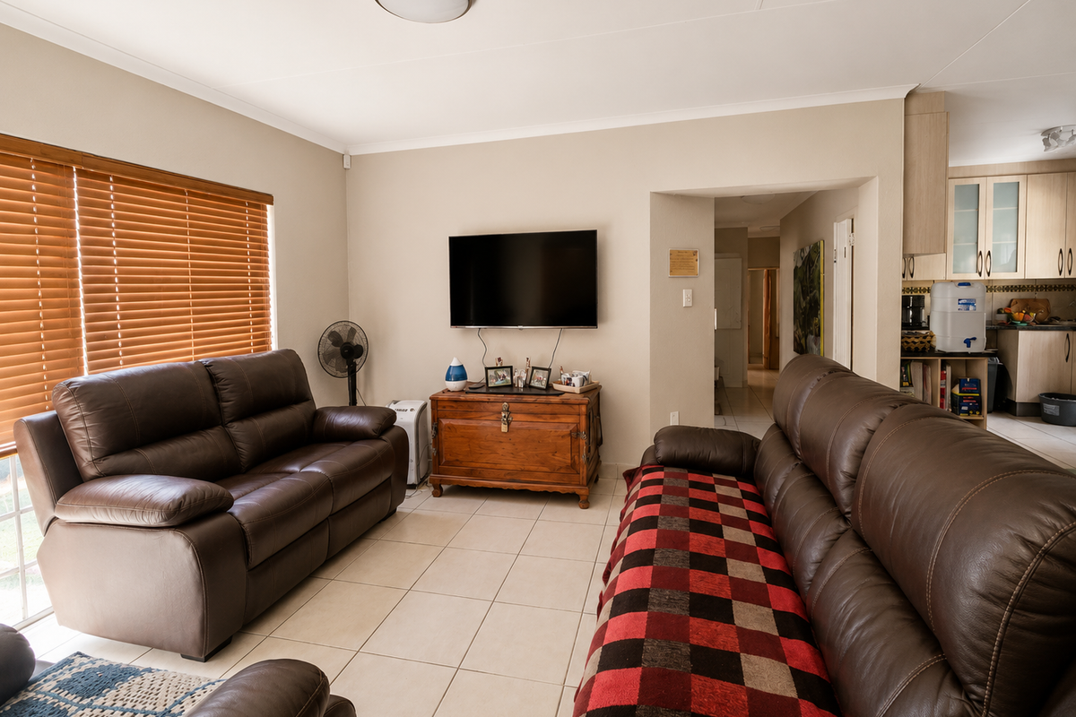 House For Sale In Rustenburg - Photo 4
