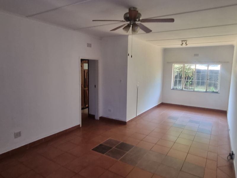 Charming Family Home with Bonus Income Potential: 3 Bedroom House + 1 Bedroom Flatlet! - Photo 3