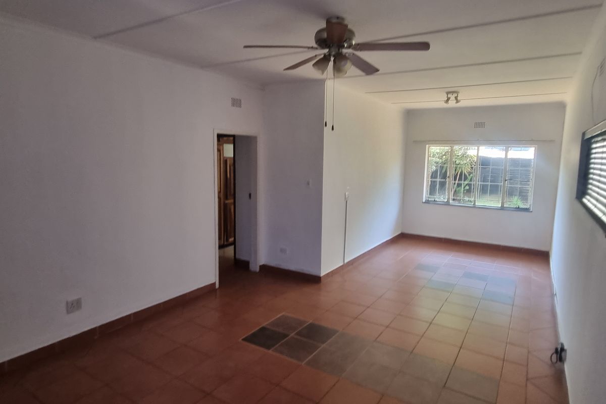 Charming Family Home with Bonus Income Potential: 3 Bedroom House + 1 Bedroom Flatlet! - Photo 3