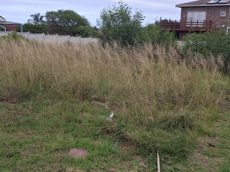 Upper areas of Wavecrest, Jeffreys Bay - GOING, GOING GONE!! - Photo 2