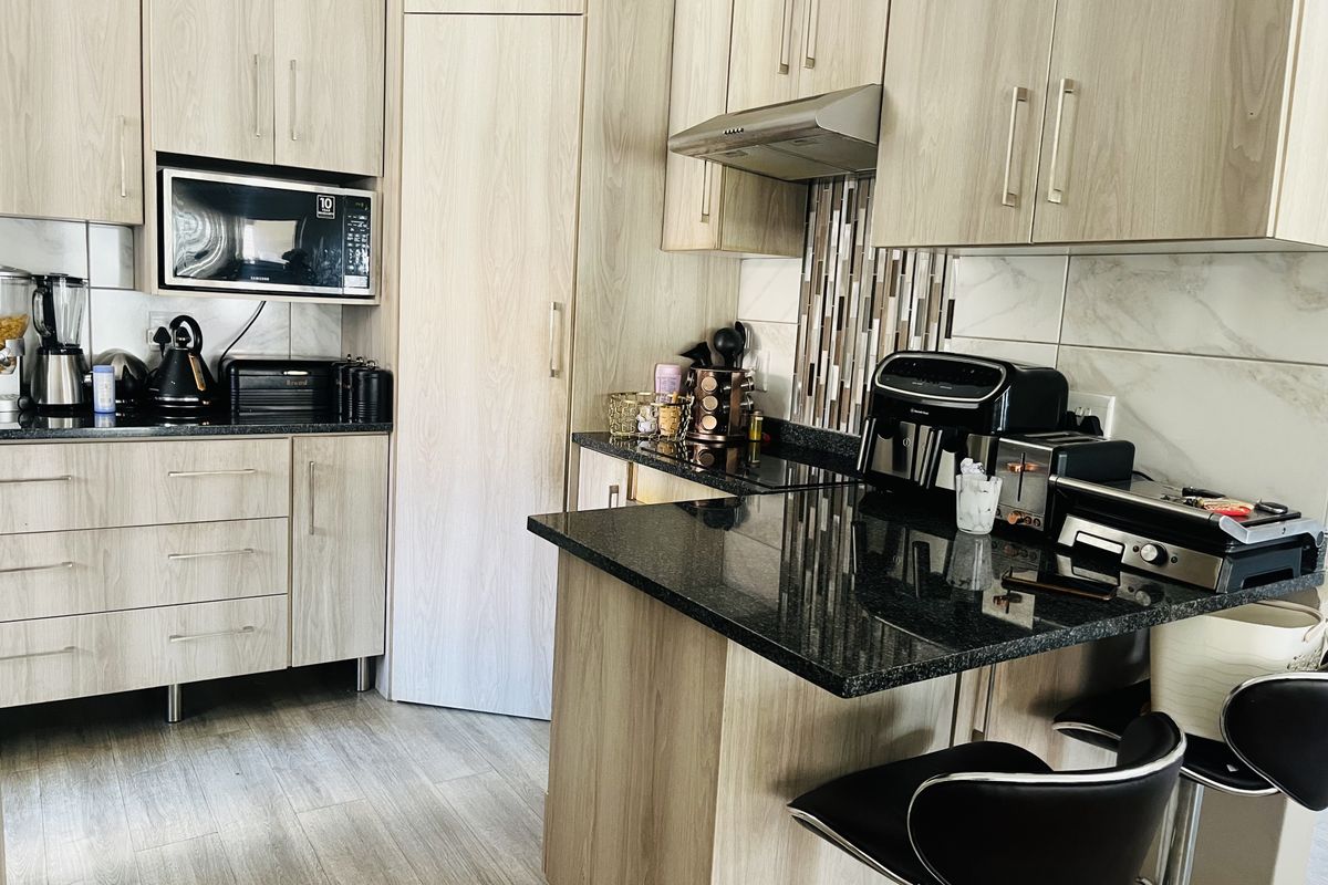 3 Bed House For Sale in Waterkloof East | MyProperty Africa