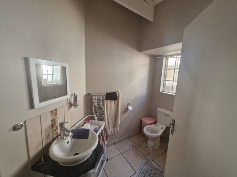 Townhouse Rental Monthly In Rustenburg - Photo 6