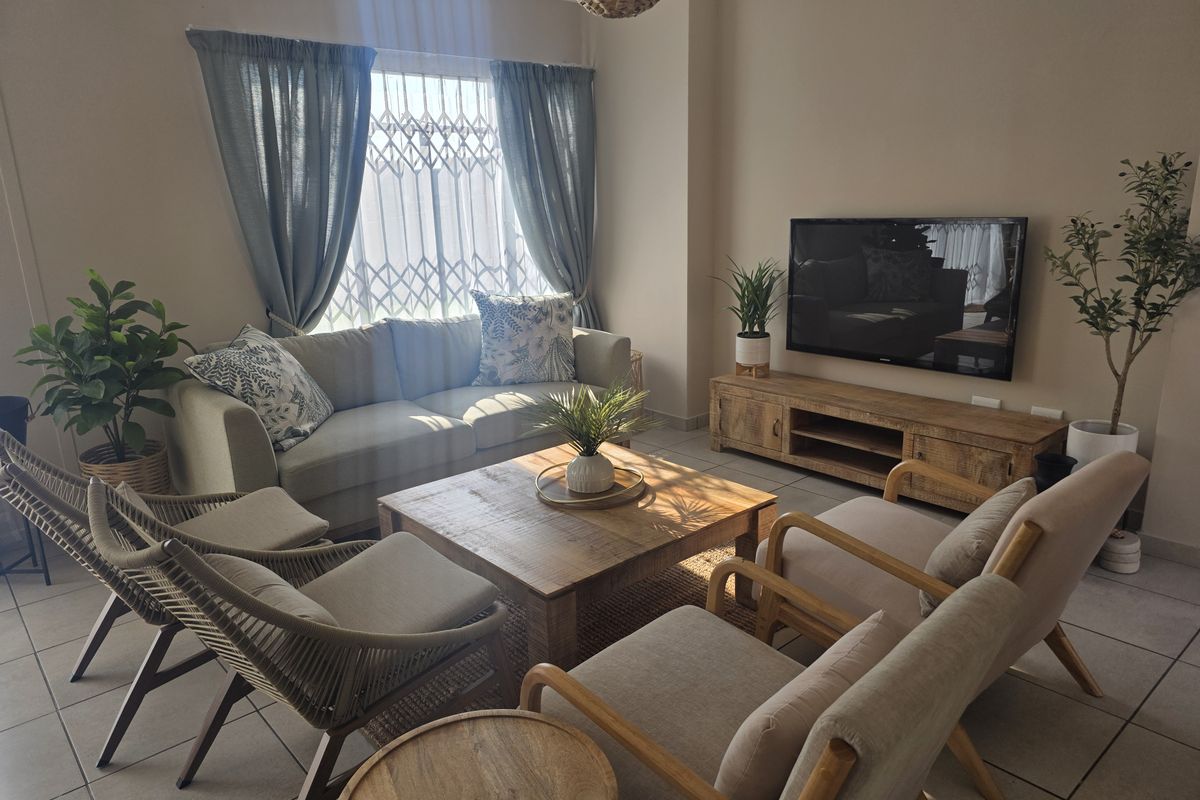 Spacious House for sale - Photo 2