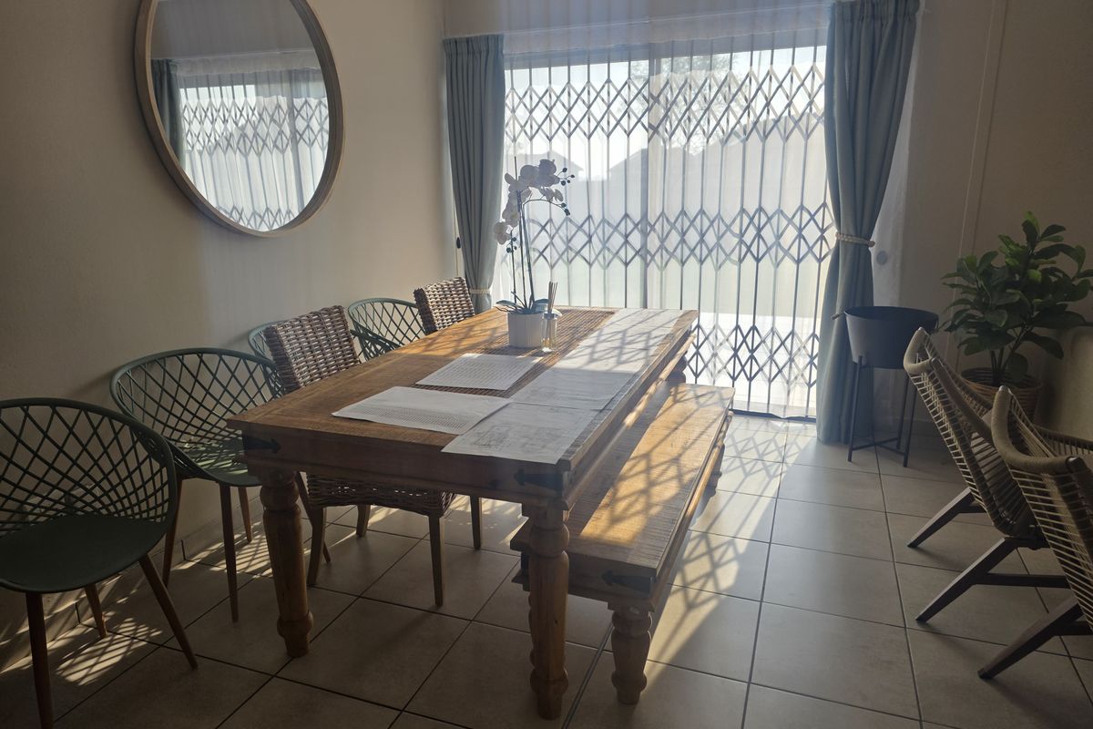 Spacious House for sale - Photo 4