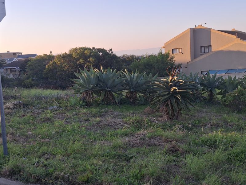 Corner stand in suburb area with a beautiful sea view! - Photo 2