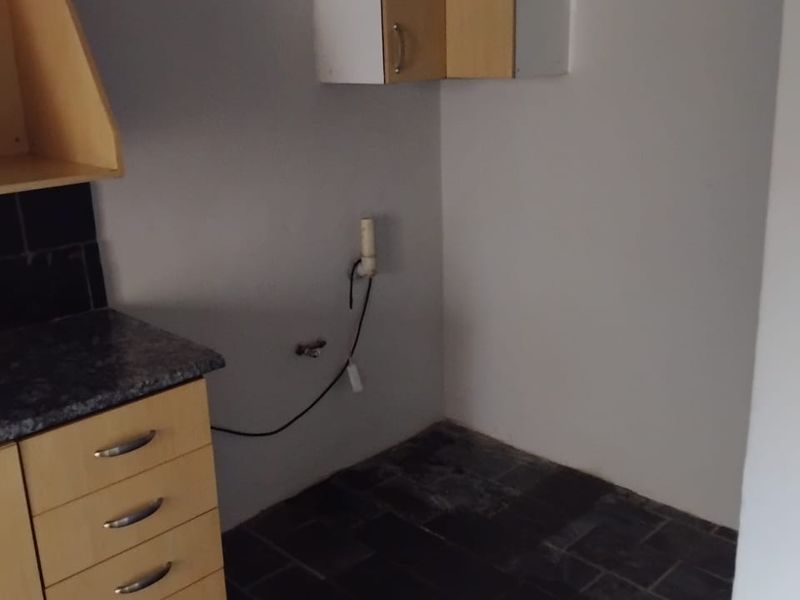 Flat Rental Monthly In Rustenburg - Photo 6