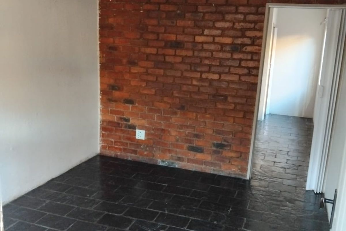 Flat Rental Monthly In Rustenburg - Photo 4