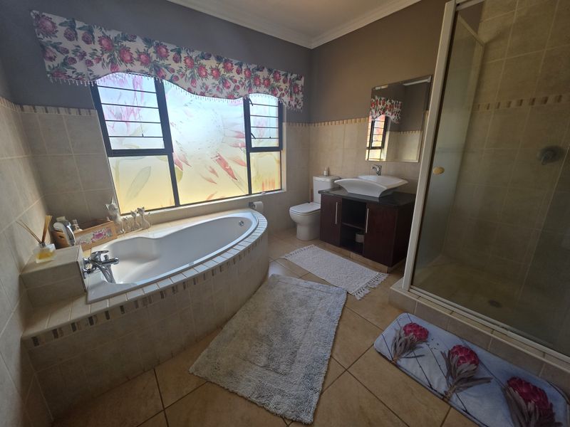 House For Sale In Swartruggens - Photo 6