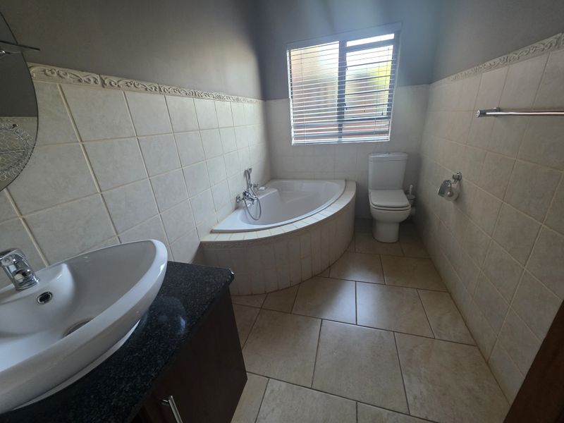 House For Sale In Swartruggens - Photo 10