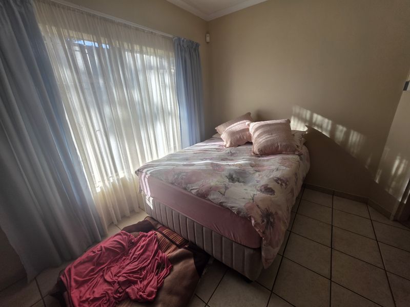 House For Sale In Rustenburg - Photo 10