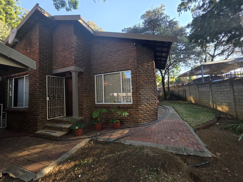 House For Sale In Rustenburg - Photo 2