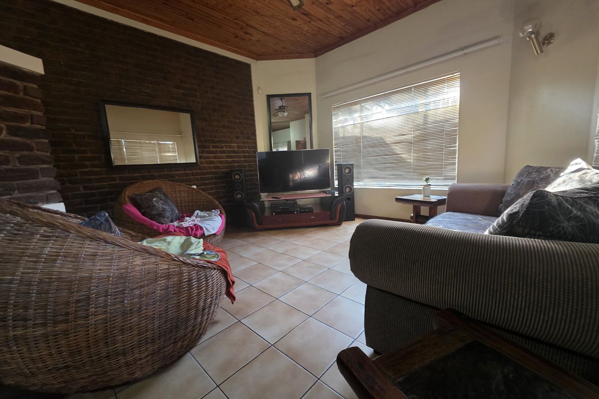 House For Sale In Rustenburg - Photo 3