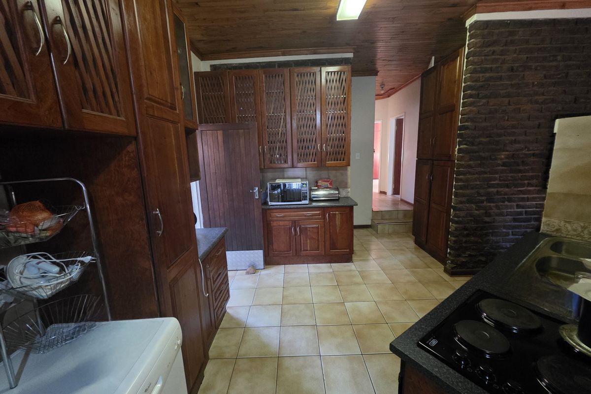 House For Sale In Rustenburg - Photo 5