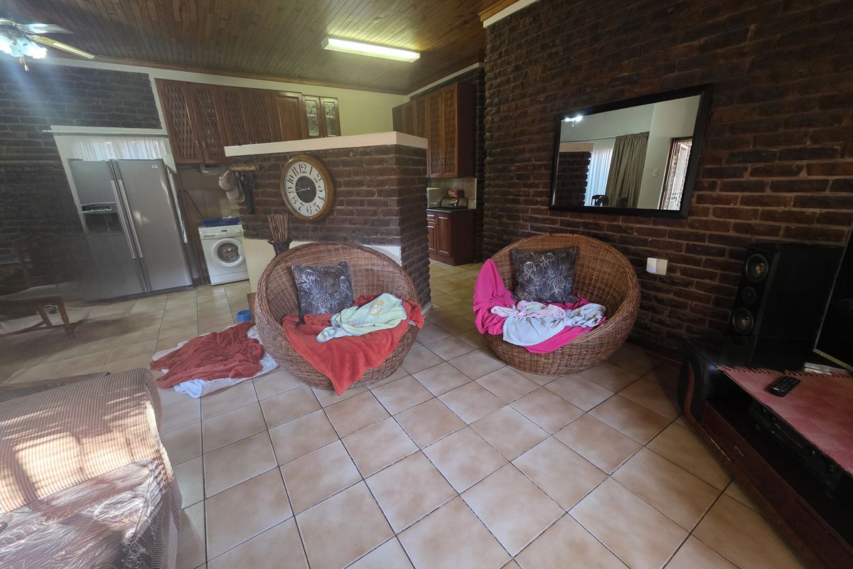 House For Sale In Rustenburg - Photo 4