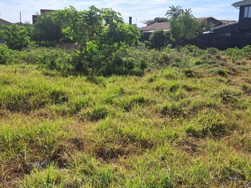 Tranquil Coastal Retreat – 768m2 of Untouched Potential - Vacant Land - Photo 4