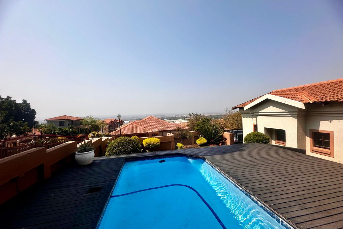 House For Sale In Rustenburg - Photo 4