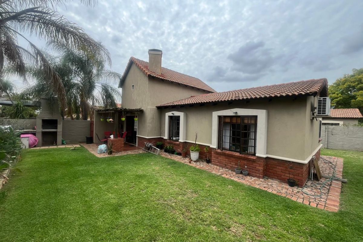 Charming 2-bedroom home in Waterfall East - Photo 3