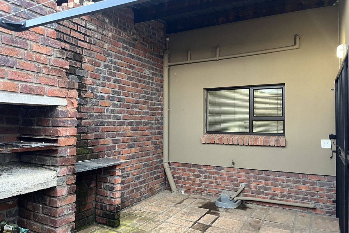 Secure and Spacious Living - Photo 2