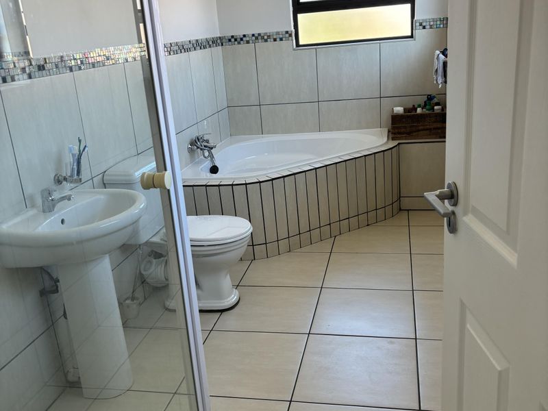 Townhouse For Sale In Rustenburg - Photo 5