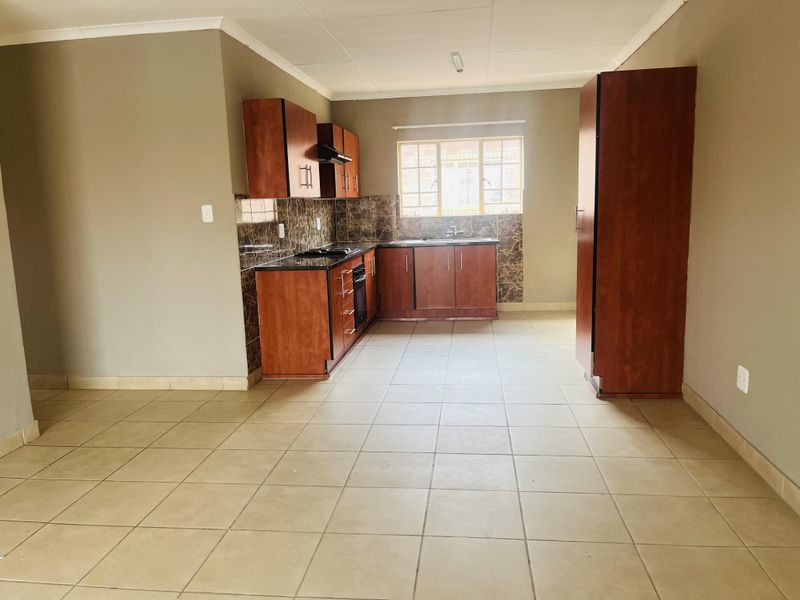 Comfort, Space & Convenience - Photo 4