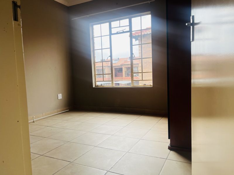 Comfort, Space & Convenience - Photo 10