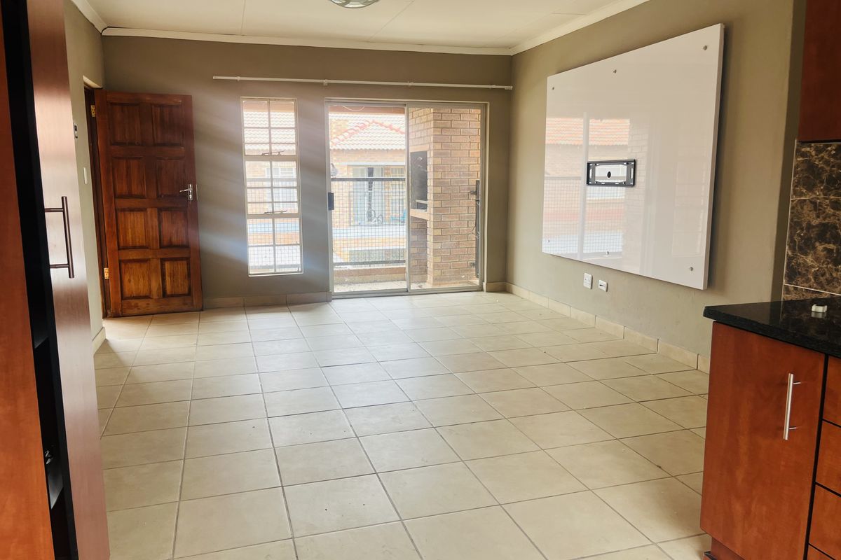 Comfort, Space & Convenience - Photo 3