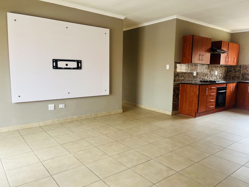 Comfort, Space & Convenience - Photo 1