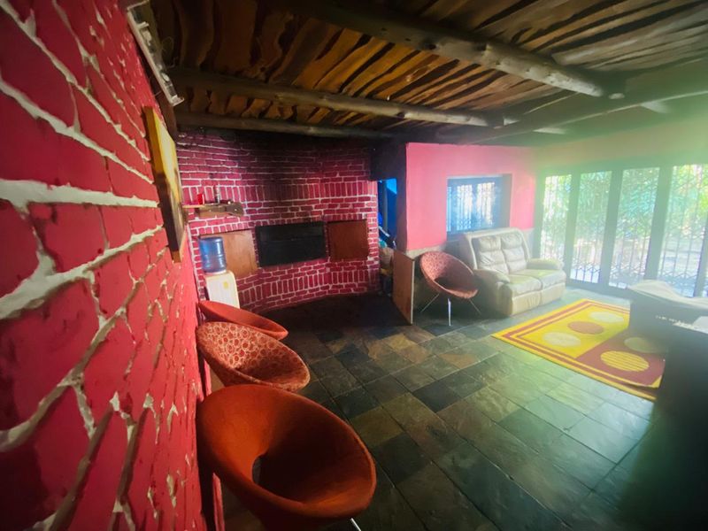 Residential or potential for investment purpose with a bit of TLC, call now!!! - Photo 7