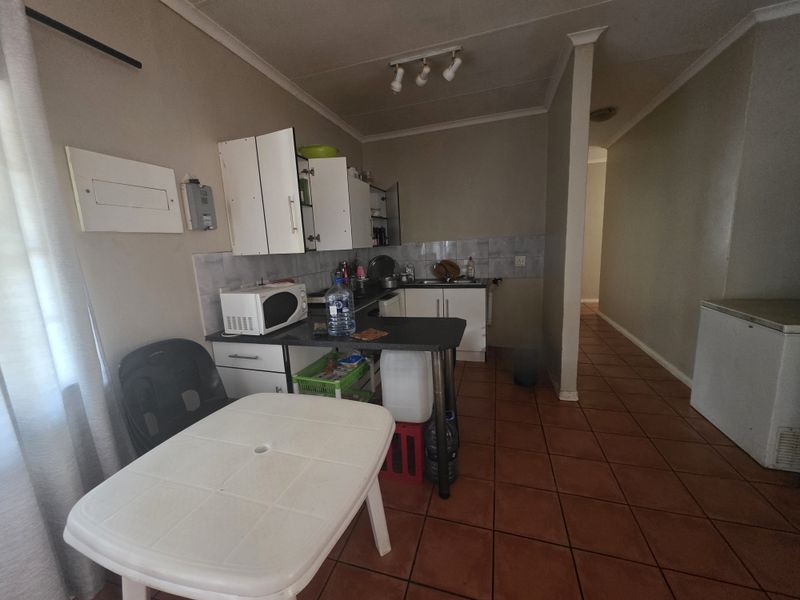 Townhouse For Sale In Rustenburg - Photo 6