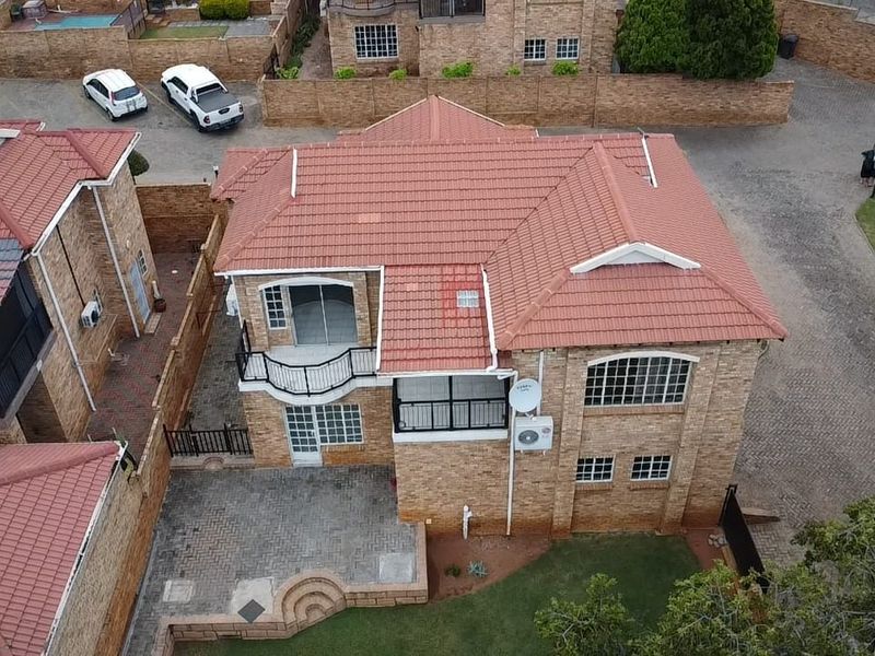 Family & Privacy in mind - Photo 2