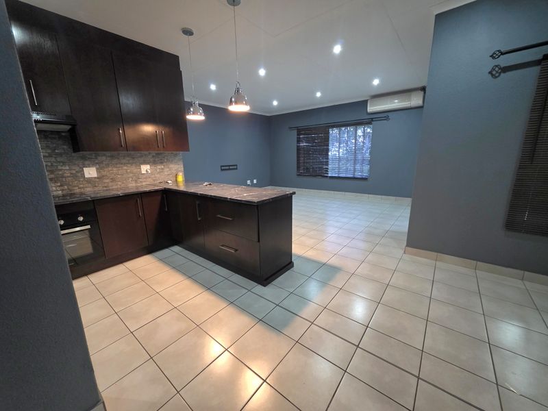 Family & Privacy in mind - Photo 6