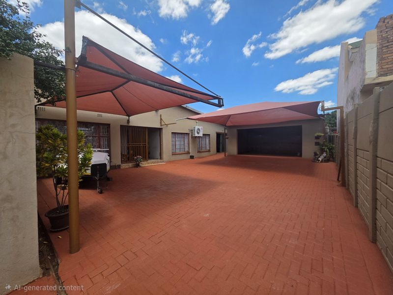 House For Sale In Rustenburg - Photo 2