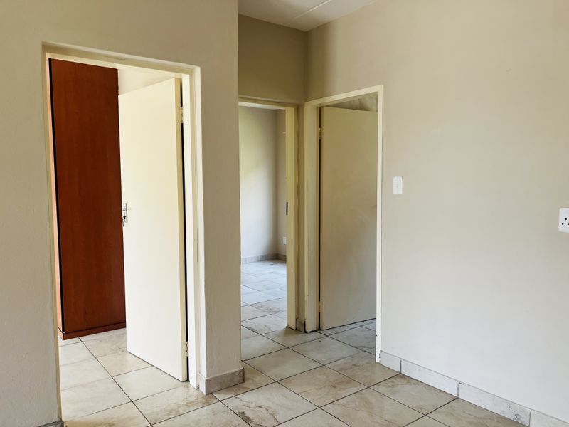 Move-In Ready - Photo 10