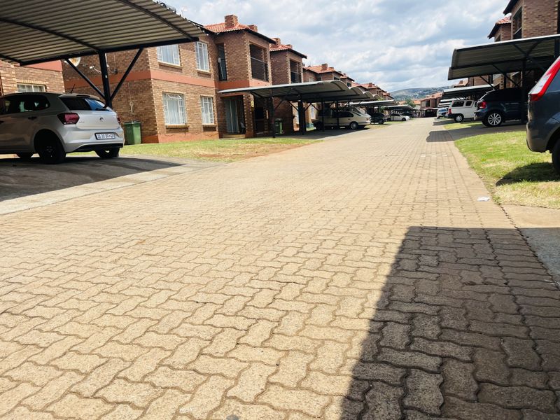 Move-In Ready - Photo 2