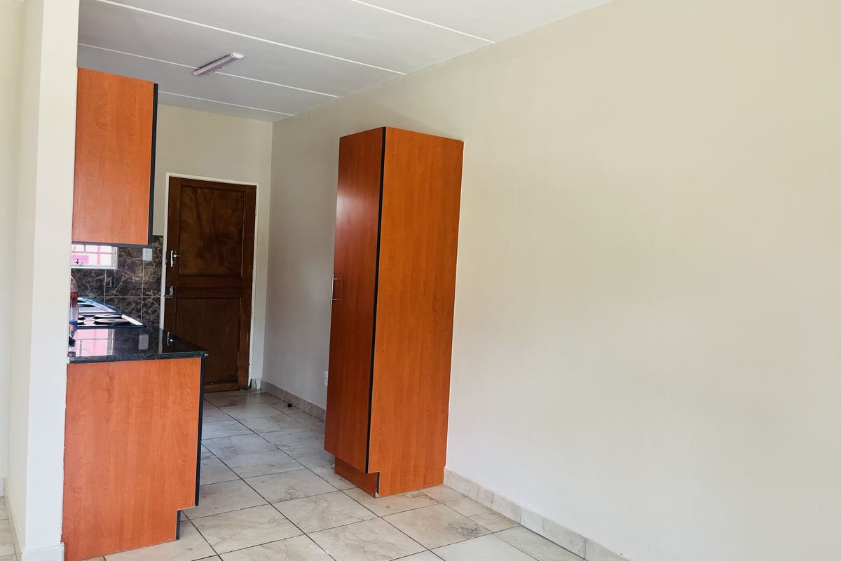 Move-In Ready - Photo 5