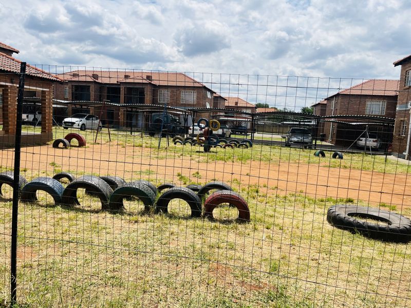 Move-In Ready - Photo 3