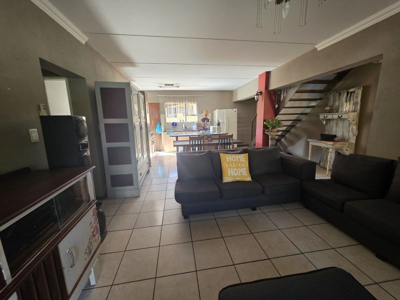 House For Sale In Rustenburg - Photo 4