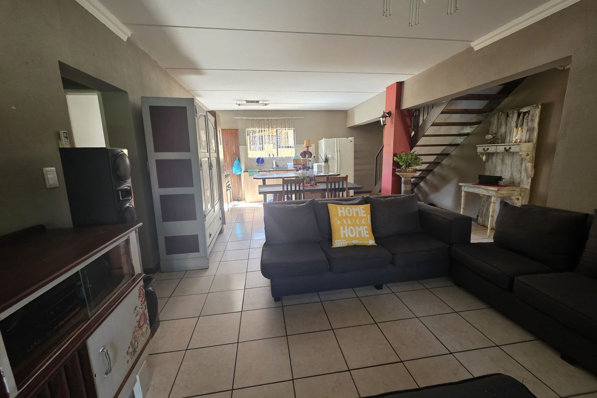 House For Sale In Rustenburg - Photo 4