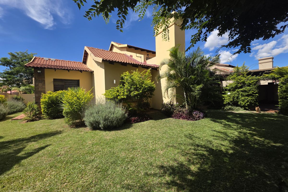 House For Sale In Rustenburg - Photo 2