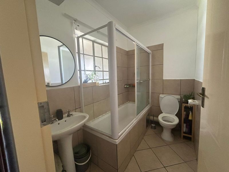 Look no further!!! - Photo 8