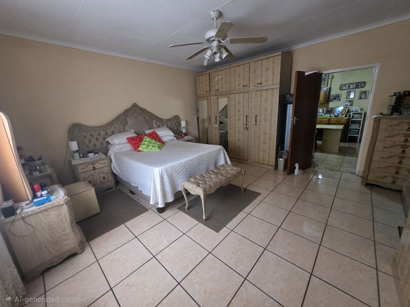 Family home in Mooinooi with lots of potential - Photo 6