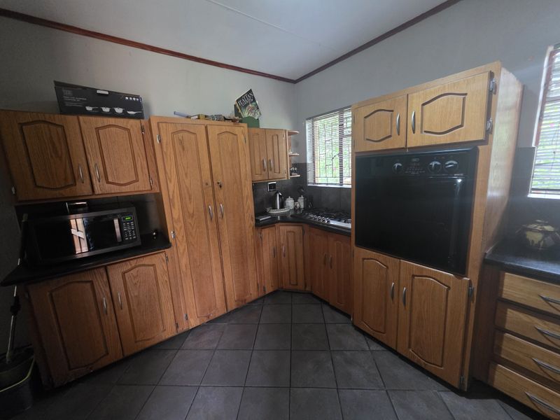 House For Sale In Rustenburg - Photo 3