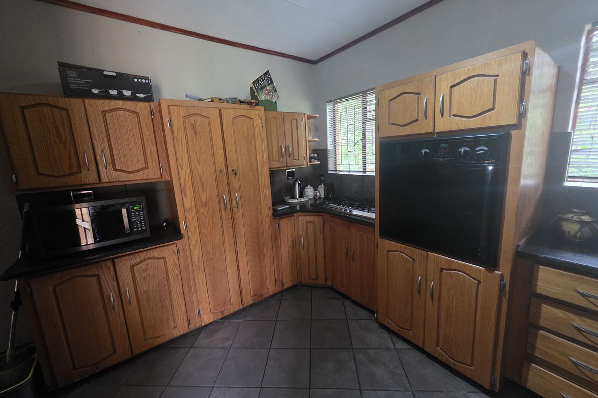 House For Sale In Rustenburg - Photo 3