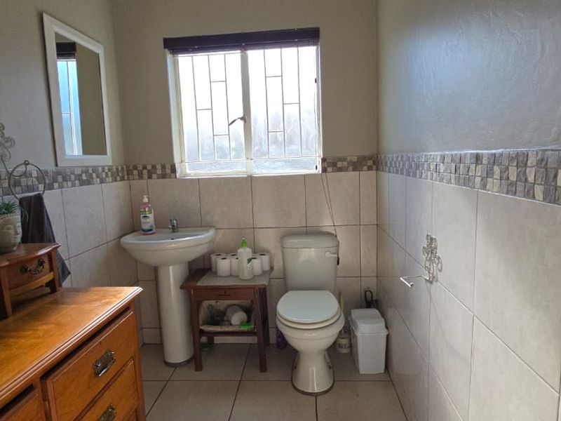 House For Sale In Rustenburg - Photo 7