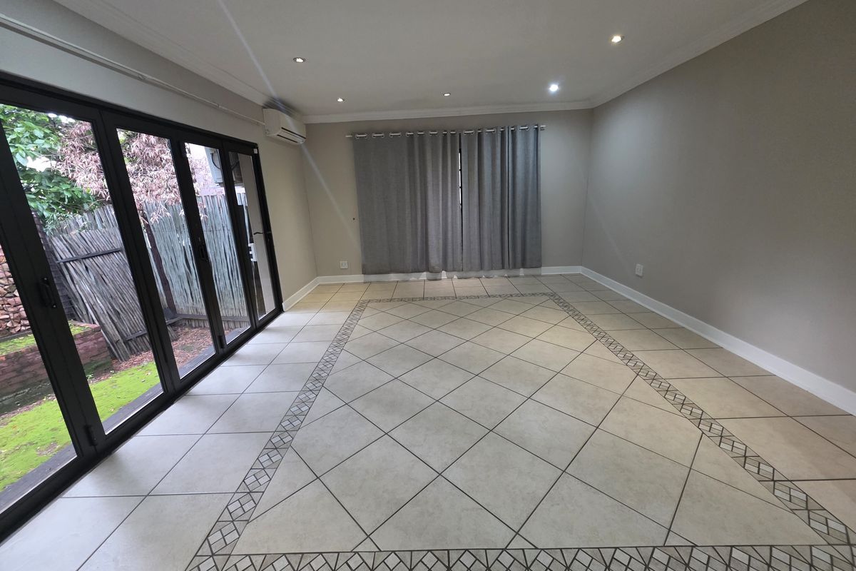 Family home in Cashan with a flatlet - Photo 3