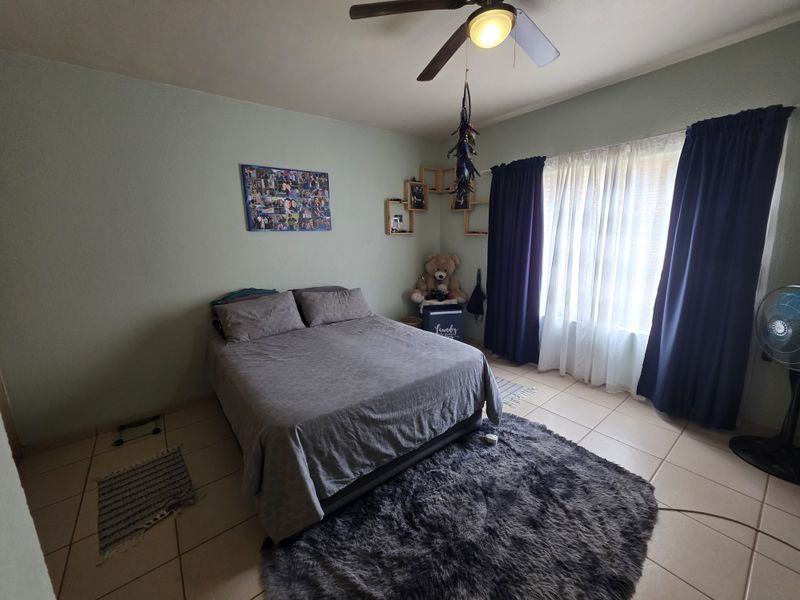 Townhouse For Sale In Rustenburg - Photo 7