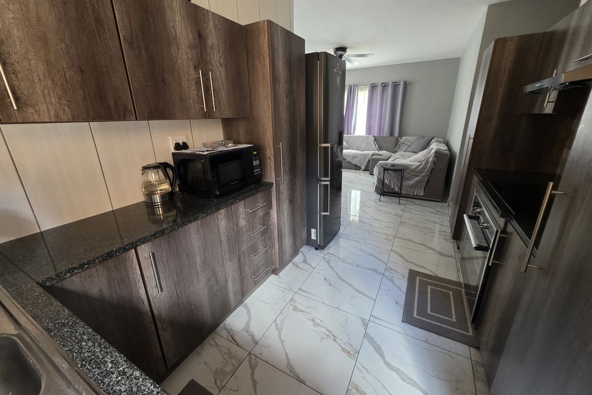 Townhouse For Sale In Rustenburg - Photo 4