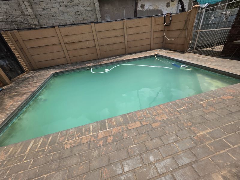 Townhouse For Sale In Rustenburg - Photo 3