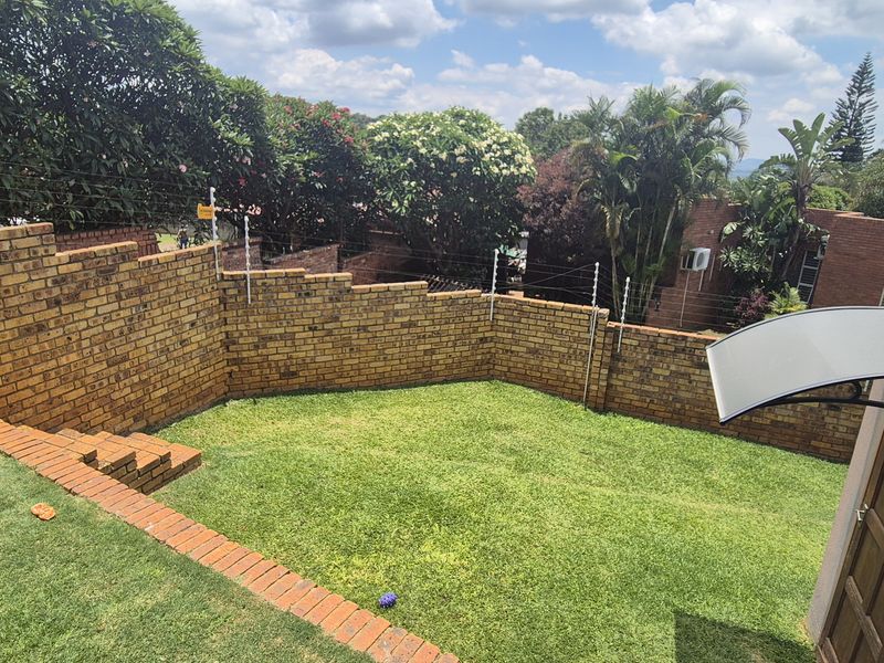 4 Bedroom Home with Splash Pool & Double Garage - Photo 3